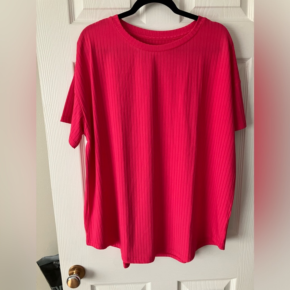 3x Fuchsia top